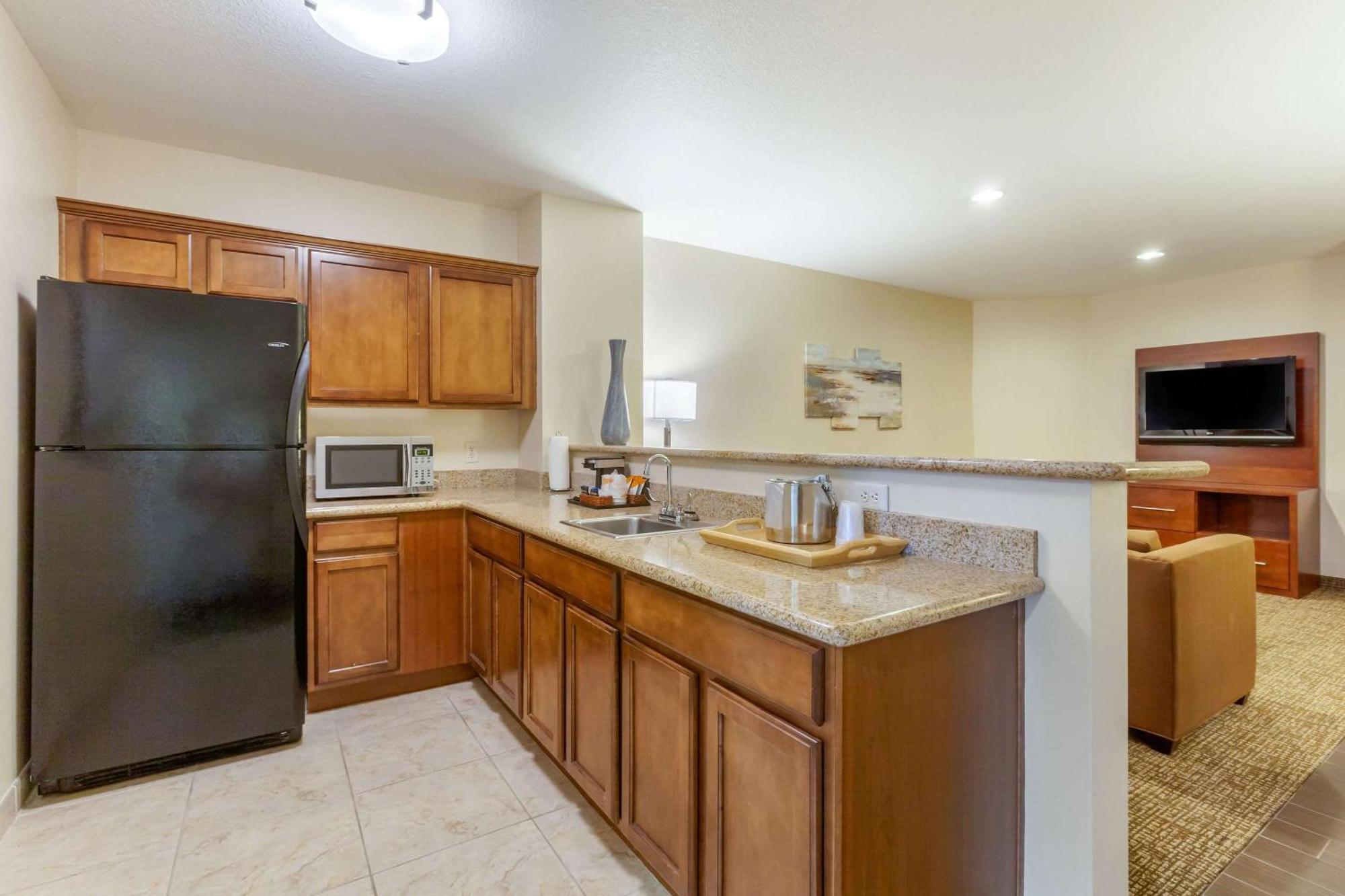 Comfort Suites Glendale - State Farm Stadium Area Buitenkant foto