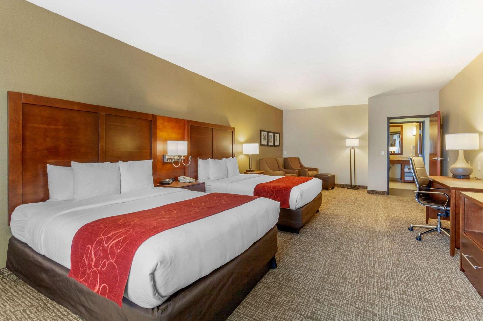 Comfort Suites Glendale - State Farm Stadium Area Buitenkant foto